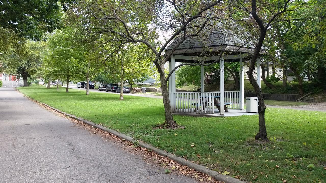 1551 Sturm Ave Apartment Indianapolis Exterior foto